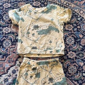 kate quinn Pooh short & shirt Set 3t